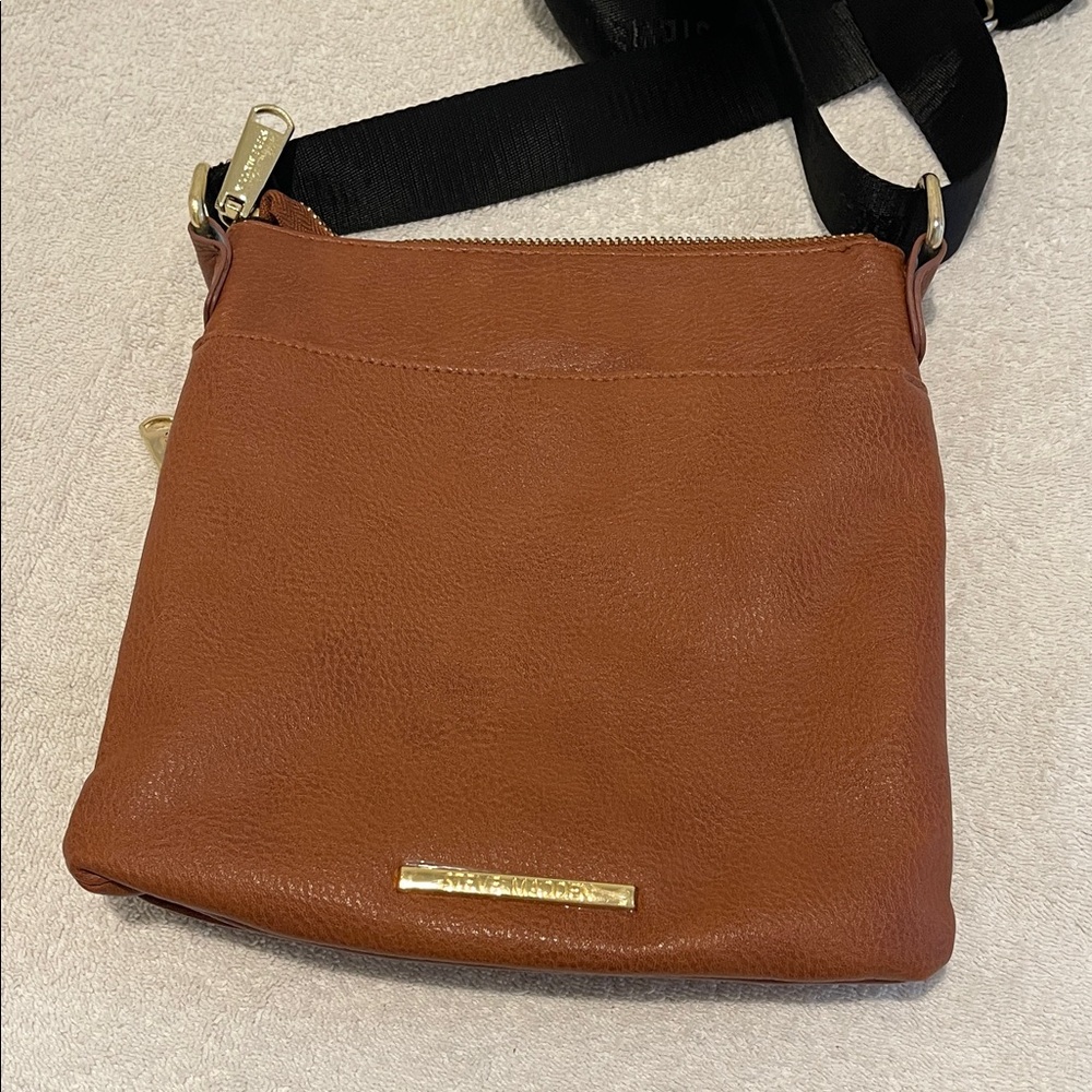 Spring Ready Neutral Brown Messenger Crossbody Bag  Adjustable Strap Essentials